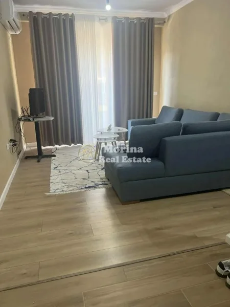 Tirane, jepet me qera apartament 2+1 Kati 1, 71 m² 450 € (Kompleksi Tom Doshi)