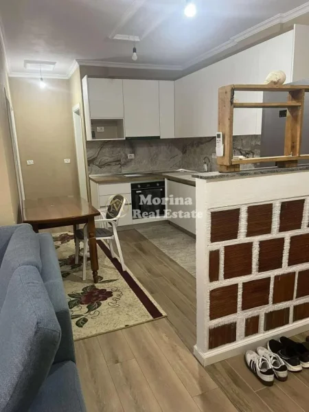 Tirane, jepet me qera apartament 2+1 Kati 1, 71 m² 450 € (Kompleksi Tom Doshi)
