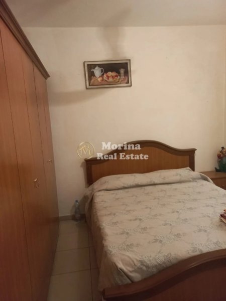 Tirane, jepet me qera Vile 3+1 Kati 2, 80 m² 400 € (Rruga Ali Baushi)