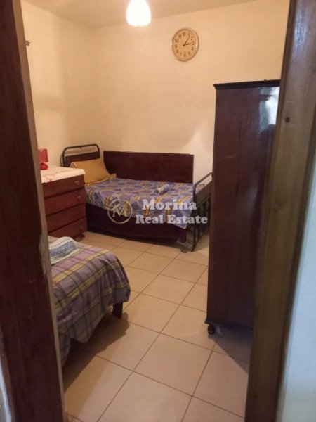 Tirane, jepet me qera Vile 3+1 Kati 2, 80 m² 400 € (Rruga Ali Baushi)