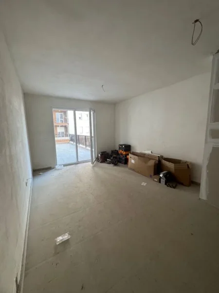 Tirane, shitet apartament 1+1+Ballkon Kati 6, 63 m² 58.000 € (Kamez Bushgjoka-1+1 Per Shitje Investime Extra Perballe Oslos)