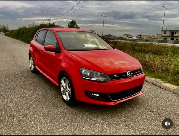 Kavaje, shes makine Vw polo Nafte, e kuqe automatik Kondicioner 175.000 km 6.500 €
