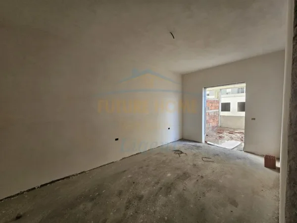 Tirane, shitet apartament 2+1 Kati 0, 135 m² 152.000 € (Univers City)