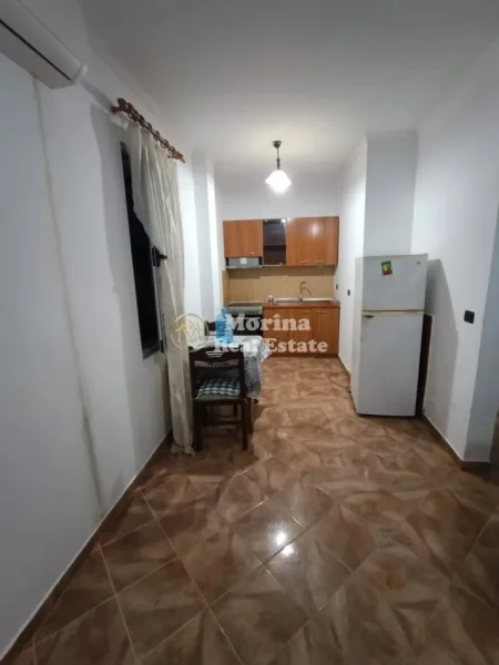 Tirane, jepet me qera Vile 1+1 Kati 2, 60 m² 350 € (Rruga Todi Shkurti)