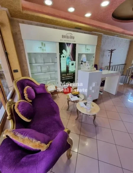 Tirane, shitet ambjent biznesi , 130 m² 440.000 € (Rruga e Durresit)