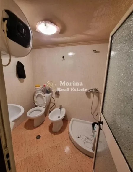 Tirane, shitet ambjent biznesi , 130 m² 440.000 € (Rruga e Durresit)