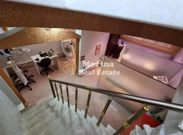 Tirane, shitet ambjent biznesi , 130 m² 440.000 € (Rruga e Durresit)