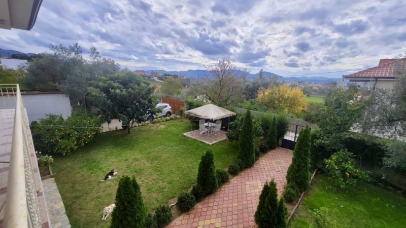 Tirane, shitet Vile 3 Katshe , 550.000 € 