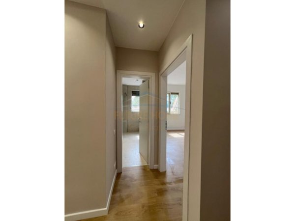 Durres, shitet apartament 2+1 Kati 2, 93 m² 128.000 € 