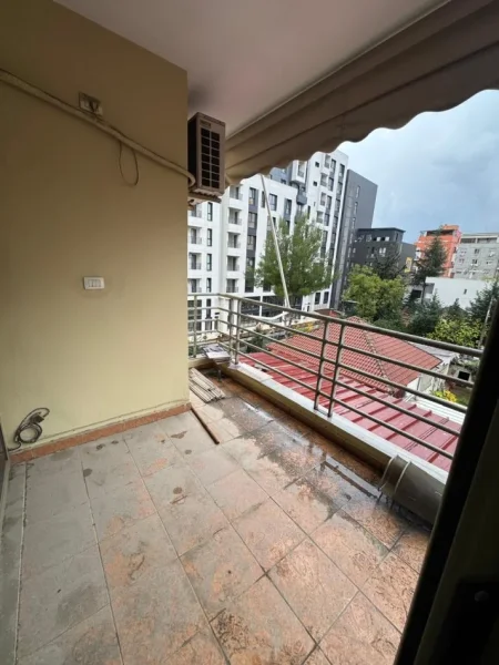 Tirane, shitet nga Pronari, pa-komision apartament 2+1+Ballkon Kati 3, 103 m² 258.000 €