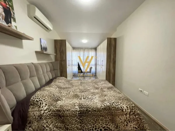 Tirane, shitet apartament+verande | Penthouse 4+1+Ballkon Kati 4, 227 m² 432.600 € (LIQENI I THATE)