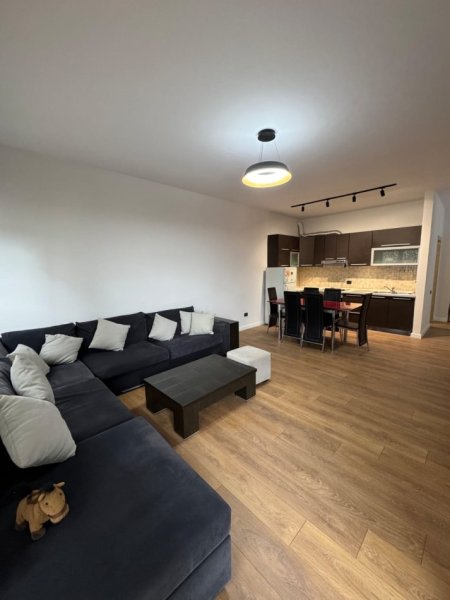 Tirane, shitet apartament 2+1 Kati 3, 110 m² 198.000 € (Rruga xhanfize keko)