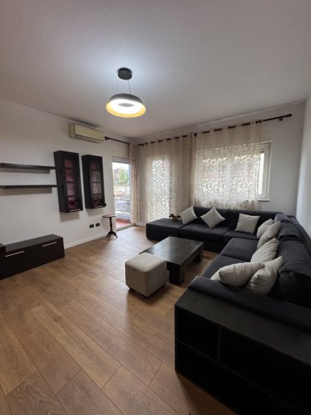 Tirane, shitet apartament 2+1 Kati 3, 110 m² 198.000 € (Rruga xhanfize keko)