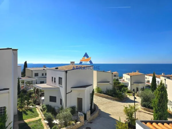 Vlore, shitet Vile 2 Katshe Kati 2, 106 m² 699.000 € (DRIMADHES)