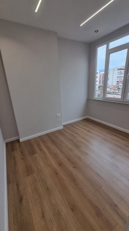 SUPER OKAZION SHITET APATAMENT 1+1 NE ASTIR PRANE VILA L,  88.000 €URO