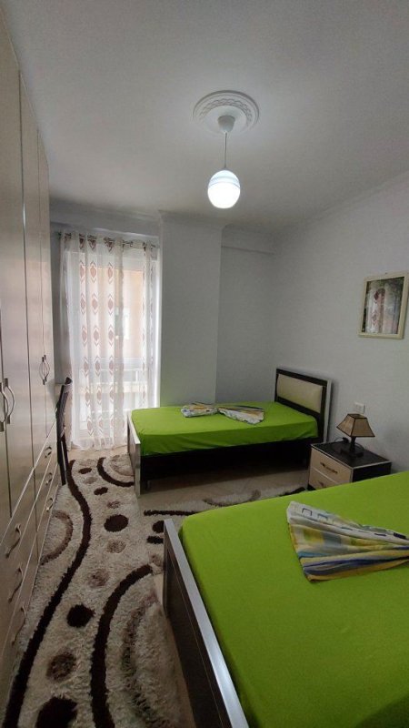 Tirane, jepet me qera apartament 2+1+Ballkon Kati 2, 100 m² 770 € (SPAKU GENER 2)