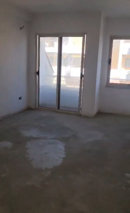 Tirane, shitet apartament 2+1+Ballkon Kati 4, 116 m² 163.000 € (YZBERISHT)
