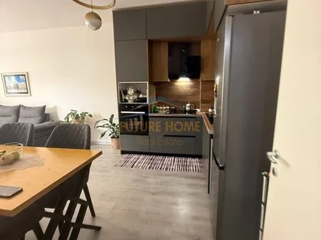 Shitet, Apartament 2+1, Kompleksi Univers City, Tiranë. AREA60111