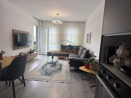 Shitet, Apartament 2+1, Kompleksi Univers City, Tiranë. AREA60111