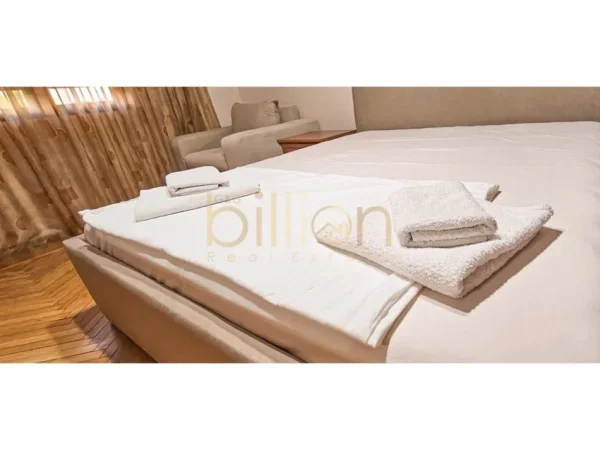 Tirane, jepet me qera 2+1 , 80 m² 700 € (Myslym Shyri)