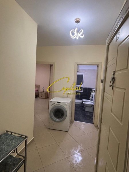 Tirane, jepet me qera apartament 1+1 Kati 5, 65 m² 480 € (RRUGA E DIBRES)