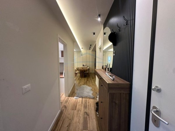 Qera Apartament 2+1+2+Post Parkimi, Don Bosko, Kompleksi Trio Towers