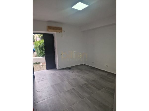 Tirane, jepet me qera , 30 m² 450 € (RRUGA SULEJMAN PASHA)