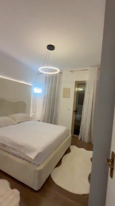 Tirane, shitet apartament 1+1+Aneks+Ballkon Kati 6, 62 m² 118.000 € 