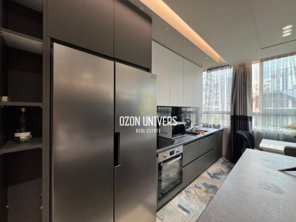 Tirane, shitet apartament 2+1+Ballkon Kati 3, 96 m² 255.000 € (Komuna e Parisit)