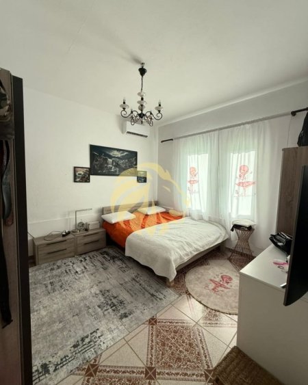 Tirane, jepet me qera Vile 3+1+Ballkon Kati 3, 320 m² 3.000 € 