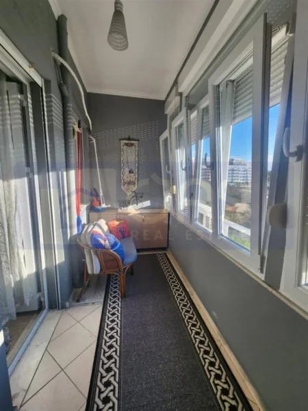 Tirane, jepet me qera apartament 2+1+Aneks+Ballkon Kati 1, 110 m² 450 € (Fresk , Pran kontaktit)