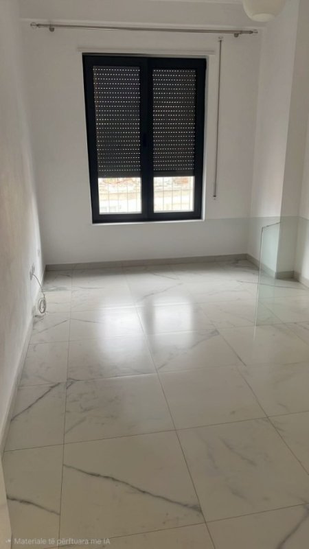 Tirane, jepet me qera zyre Kati 5, 101 m² 55.000 € (Rruga Karl Gega)
