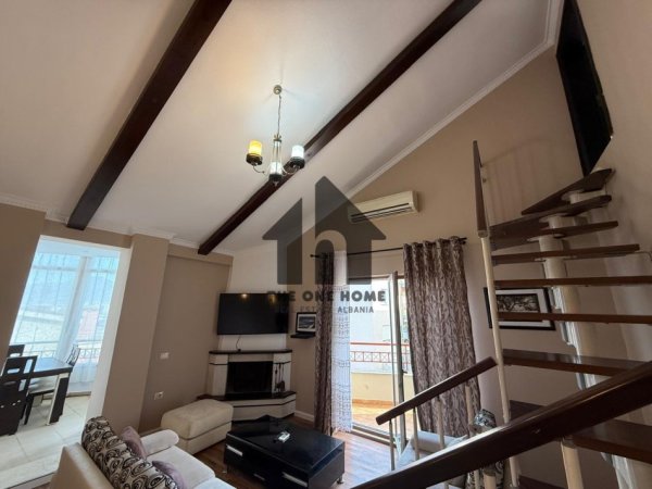 Tirane, jepet me qera apartament duplex 1+1 Kati 7, 77 m² 550 € (Kodra Diellit)