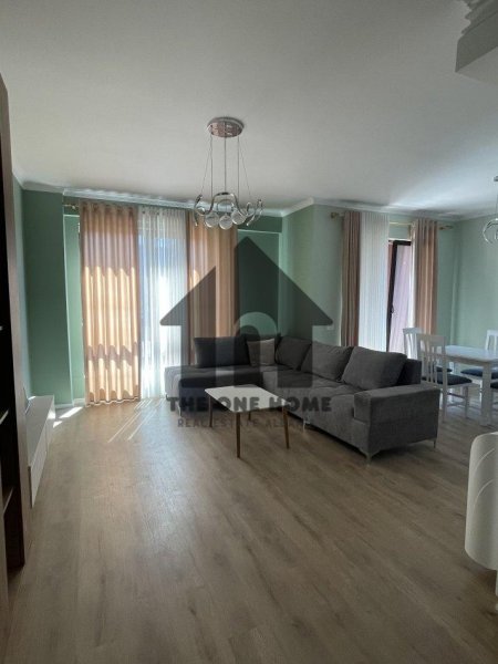 Tirane, jepet me qera apartament 2+1+Ballkon Kati 4, 120 m² 1.150 € (Myslym Shyre)