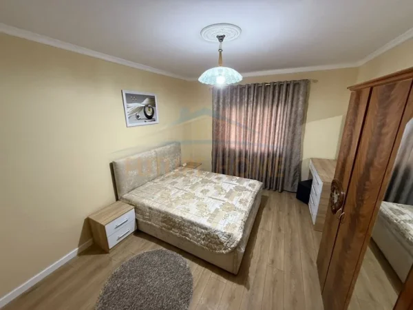 Tirane, shitet apartament 2+1+Ballkon Kati 5, 74 m² 135.000 € (Ali Dem)