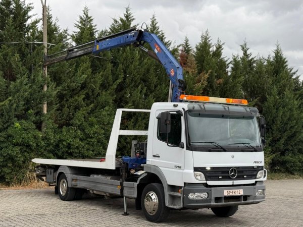 Tirane, shes Karroatrec MB ATEGO 1218, Nafte, e bardhë manuale