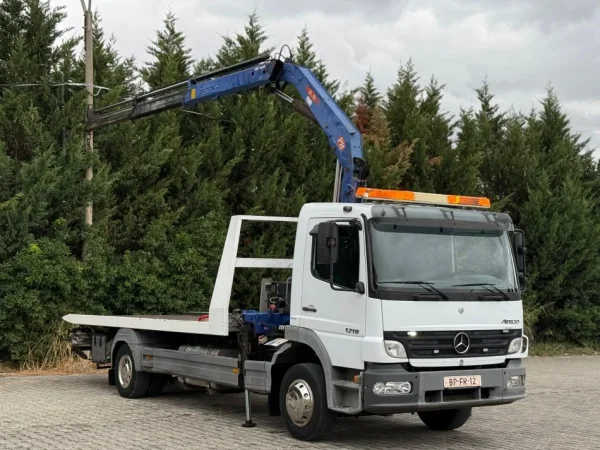 Tirane, shes Karroatrec MB ATEGO 1218, Nafte, e bardhë manuale