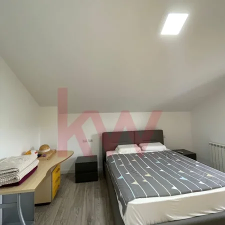 Durres, shitet Vile 3+1+Ballkon Kati 2, 450 m² 695.000 €