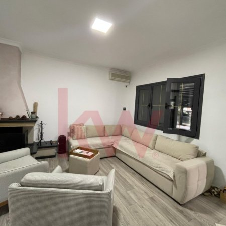 Durres, shitet Vile 3+1+Ballkon Kati 2, 450 m² 695.000 €