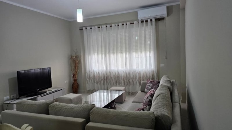 Tirane, jepet me qera apartament 2+1 Kati 3, 100 m² 650 € (Kopshti Zoologjik)
