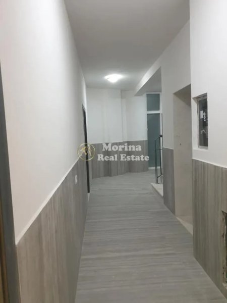 Tirane, jepet me qera ambjent biznesi Kati 1, 74 m² 1.000 € (Astir)