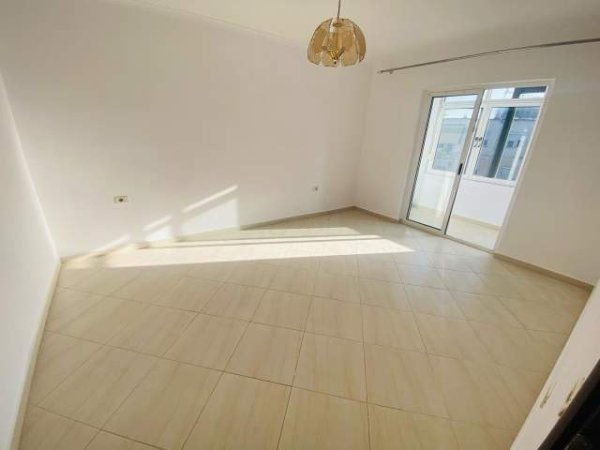 Tirane, Shitet Apartament 2+1+BLK Kati 5, 67 m² 115.000 Euro (Myslym Shyri)