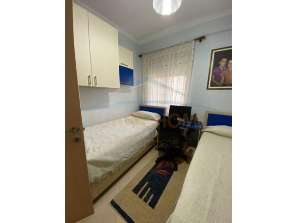 Tirane, shitet apartament 2+1 Kati 1, 81 m² 160.000 Euro (Selite)