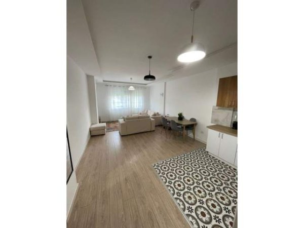 Tirane, shitet apartament 1+1+BLK Kati 5, 73 m² 135.000 Euro (Kopshti Zoologjik, Liqeni i Thatë)