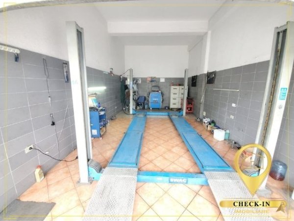 Tirane, shitet ambjent biznesi Kati 0, 2.190 m² 750.000 Euro (Kamez)