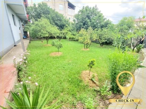 Tirane, shitet ambjent biznesi Kati 0, 2.190 m² 750.000 Euro (Kamez)