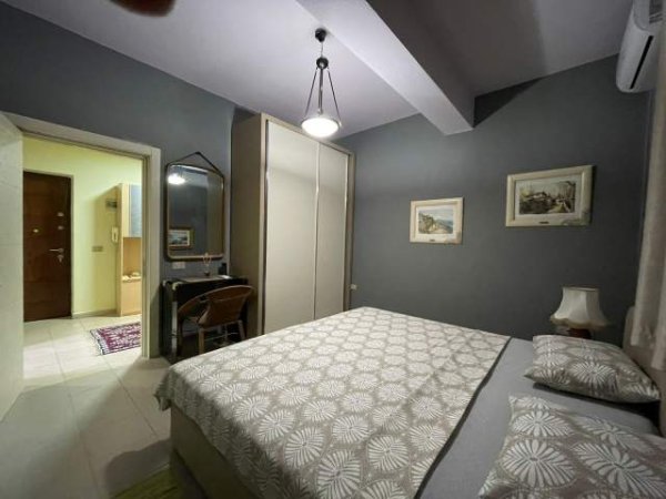 Tirane, jepet me qera apartament 1+1+A+BLK Kati 3, 86 m² 450 Euro (rruga Hamid Shijaku)