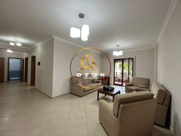 Tirane, jepet me qera apartament 2+1+A+BLK Kati 2, 106 m² 800 Euro (RRUGA E KAVAJES)