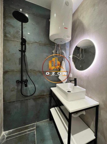 Tirane, jepet me qera garsonier 1+1 Kati 3, 34 m² 450 Euro (KOMUNA E PARISIT)