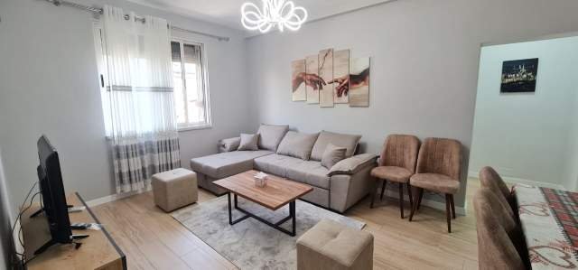 Tirane, shes apartament 1+1 Kati 3, 51 m² 88.000 Euro (Muhamed Gjollesha)